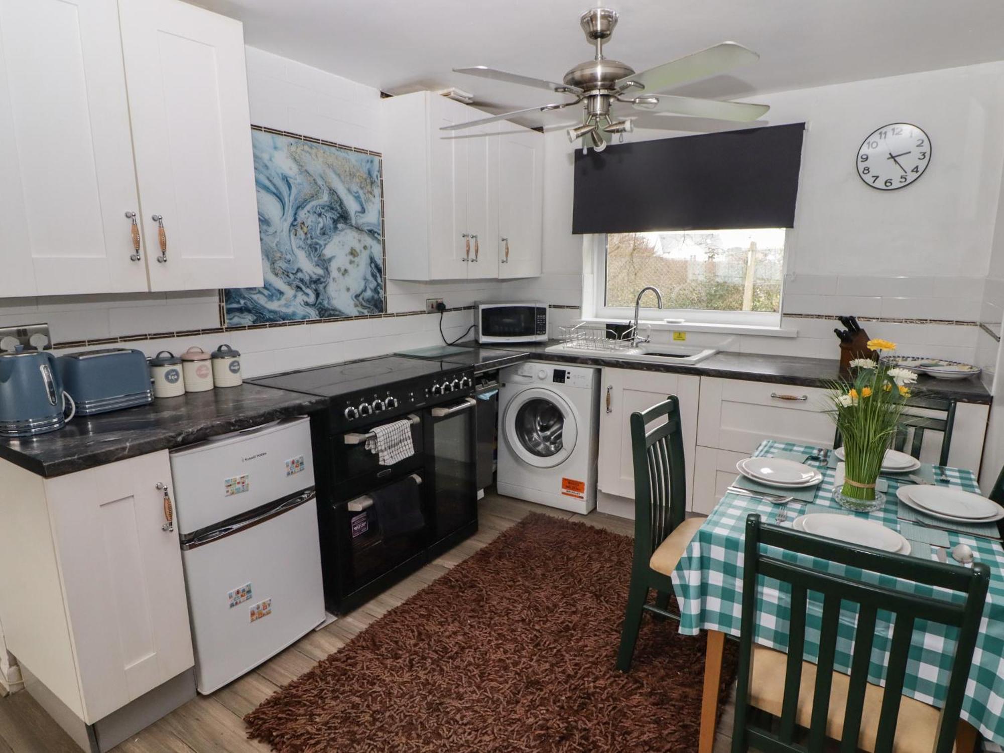 13 Gower Holiday Village Swansea Exterior photo